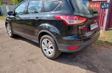 Внедорожник / Кроссовер Ford Escape 2013 в 