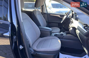 Внедорожник / Кроссовер Ford Escape 2022 в 