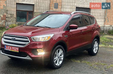 Позашляховик / Кросовер Ford Escape 2019 в Дубні