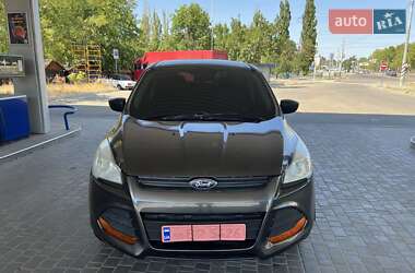 Внедорожник / Кроссовер Ford Escape 2016 в 