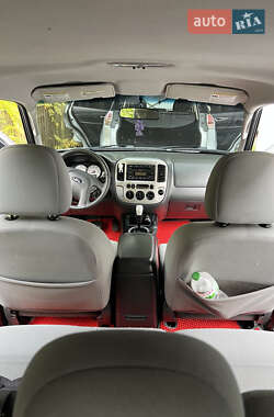 Внедорожник / Кроссовер Ford Escape 2006 в 