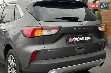 Внедорожник / Кроссовер Ford Escape 2021 в 