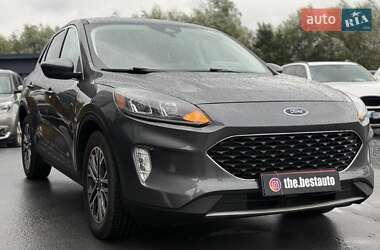 Внедорожник / Кроссовер Ford Escape 2021 в 