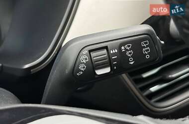 Внедорожник / Кроссовер Ford Escape 2021 в 