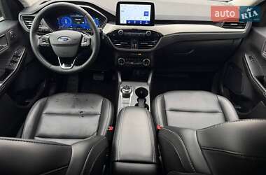 Внедорожник / Кроссовер Ford Escape 2021 в 