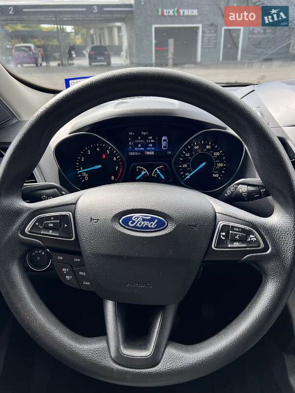 Внедорожник / Кроссовер Ford Escape 2018 в Киеве