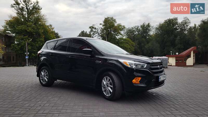 Внедорожник / Кроссовер Ford Escape 2017 в Каменском
