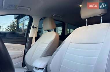 Внедорожник / Кроссовер Ford Escape 2014 в 