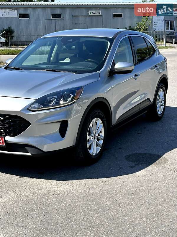 Внедорожник / Кроссовер Ford Escape 2021 в Кременчуге