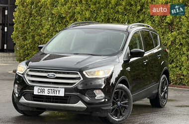 Внедорожник / Кроссовер Ford Escape 2018 в Стрые