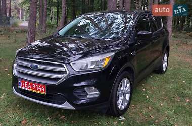 Позашляховик / Кросовер Ford Escape 2017 в Дубні