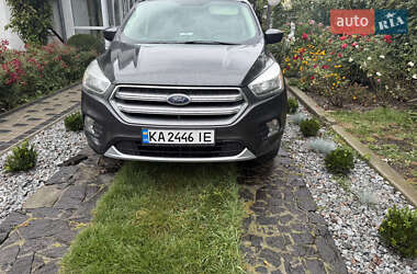 Внедорожник / Кроссовер Ford Escape 2017 в Киеве