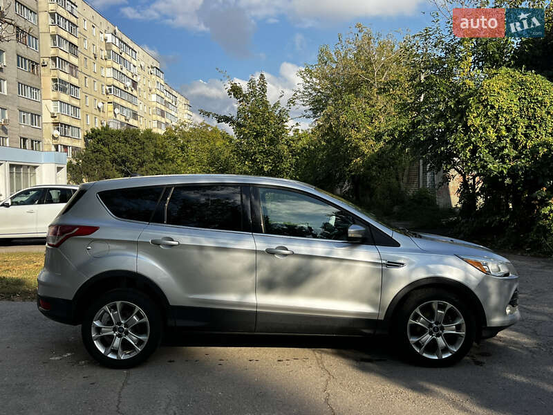 Внедорожник / Кроссовер Ford Escape 2012 в Кременчуге