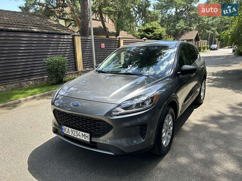 Внедорожник / Кроссовер Ford Escape 2022 в Киеве