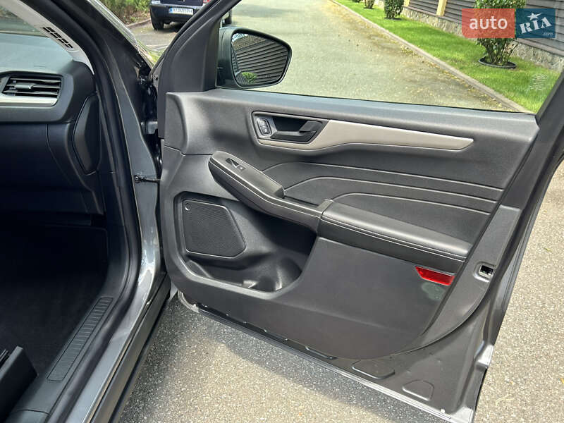 Внедорожник / Кроссовер Ford Escape 2022 в Киеве