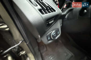 Внедорожник / Кроссовер Ford Escape 2014 в 