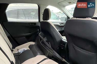 Внедорожник / Кроссовер Ford Escape 2022 в 
