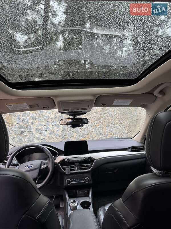 Внедорожник / Кроссовер Ford Escape 2020 в Нетешине