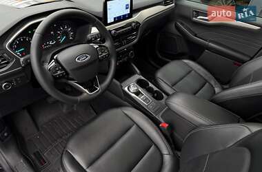 Внедорожник / Кроссовер Ford Escape 2022 в 