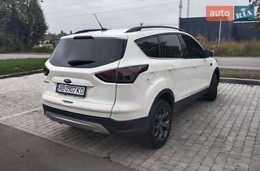 Внедорожник / Кроссовер Ford Escape 2013 в 