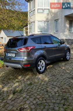 Внедорожник / Кроссовер Ford Escape 2014 в 