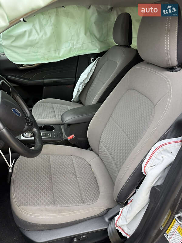 Позашляховик / Кросовер Ford Escape 2021 в Тернополі