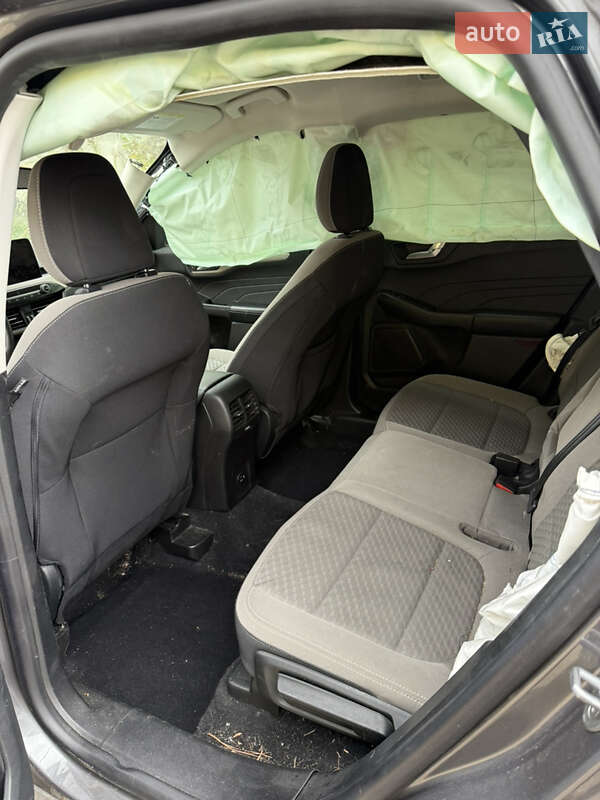 Позашляховик / Кросовер Ford Escape 2021 в Тернополі