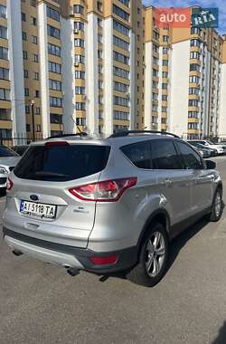 Внедорожник / Кроссовер Ford Escape 2014 в 