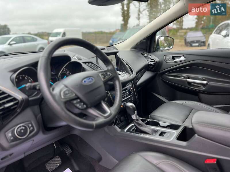 Внедорожник / Кроссовер Ford Escape 2018 в Стрые
