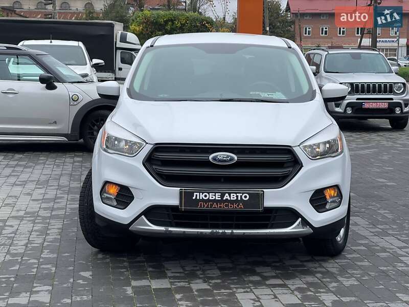 Внедорожник / Кроссовер Ford Escape 2017 в Львове