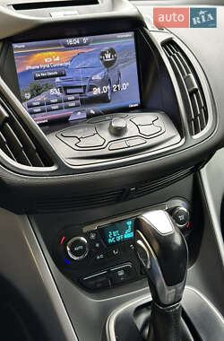 Внедорожник / Кроссовер Ford Escape 2013 в 