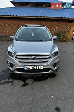 Позашляховик / Кросовер Ford Escape 2018 в Слов'янську