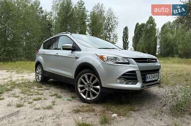 Внедорожник / Кроссовер Ford Escape 2015 в Киеве