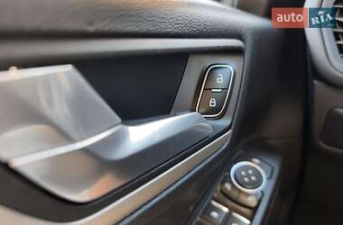 Внедорожник / Кроссовер Ford Escape 2021 в 