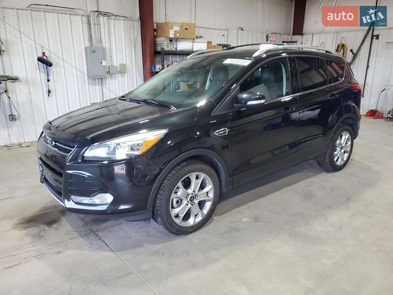Внедорожник / Кроссовер Ford Escape 2015 в 