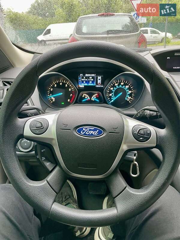 Внедорожник / Кроссовер Ford Escape 2015 в Киеве