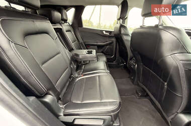 Внедорожник / Кроссовер Ford Escape 2022 в 