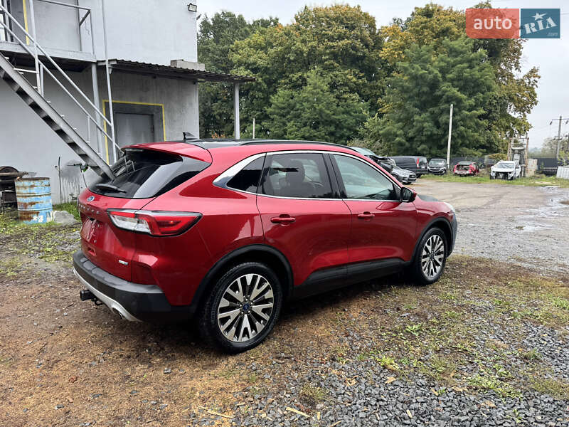 Внедорожник / Кроссовер Ford Escape 2020 в Ровно
