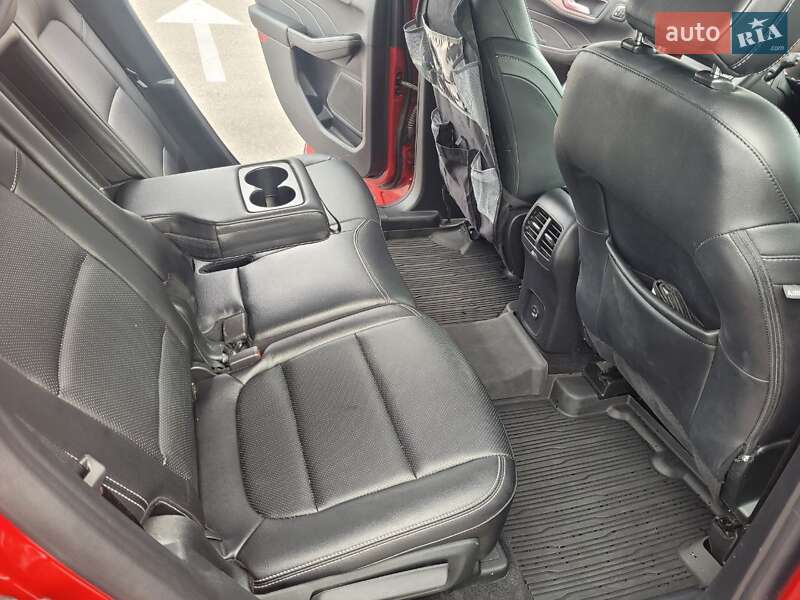 Внедорожник / Кроссовер Ford Escape 2022 в Львове