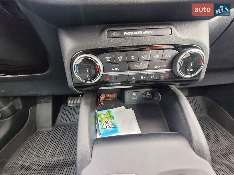 Внедорожник / Кроссовер Ford Escape 2022 в Львове