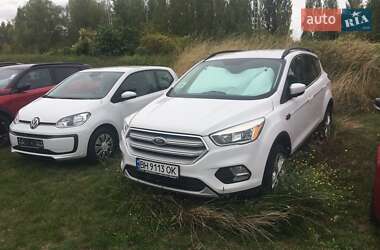 Внедорожник / Кроссовер Ford Escape 2018 в Одессе