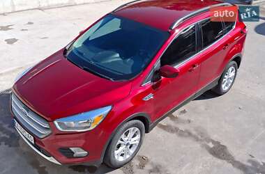 Внедорожник / Кроссовер Ford Escape 2018 в Киеве