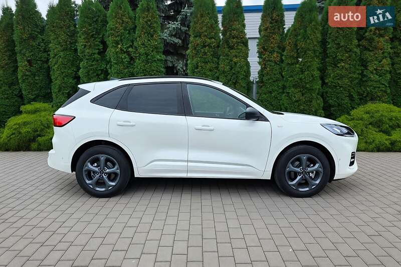 Позашляховик / Кросовер Ford Escape 2024 в Тернополі