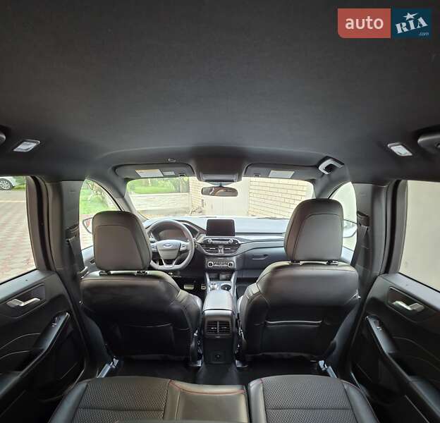 Позашляховик / Кросовер Ford Escape 2024 в Тернополі