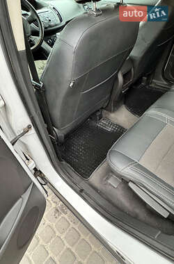 Внедорожник / Кроссовер Ford Escape 2014 в 