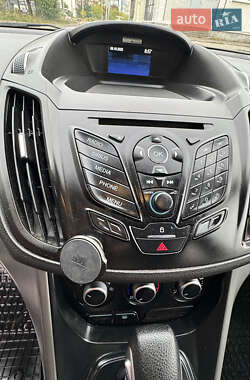 Внедорожник / Кроссовер Ford Escape 2014 в 
