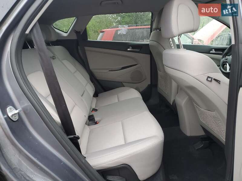 Внедорожник / Кроссовер Ford Escape 2018 в Хмельницком