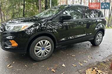 Внедорожник / Кроссовер Ford Escape 2017 в Киеве