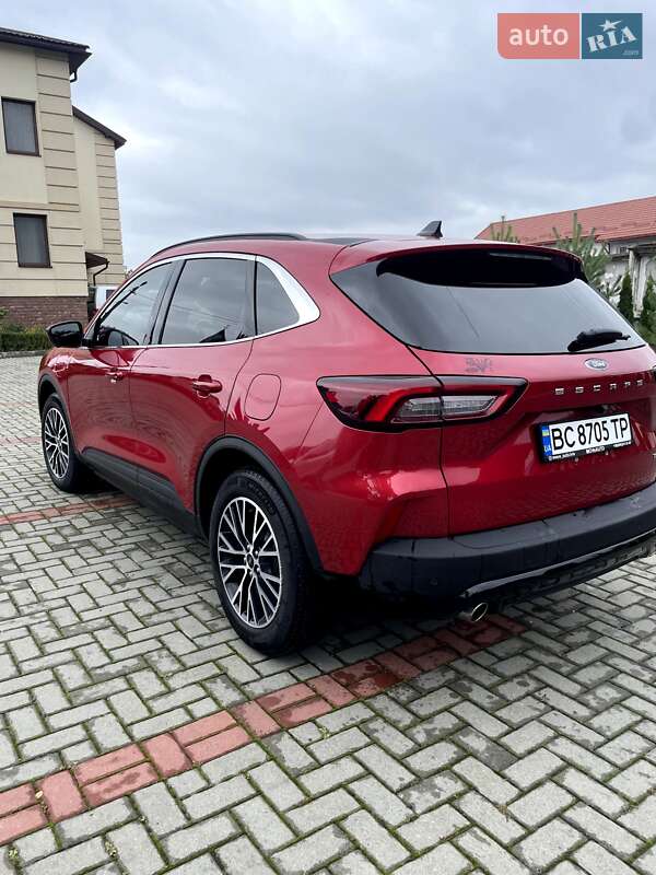 Позашляховик / Кросовер Ford Escape 2023 в Золочеві