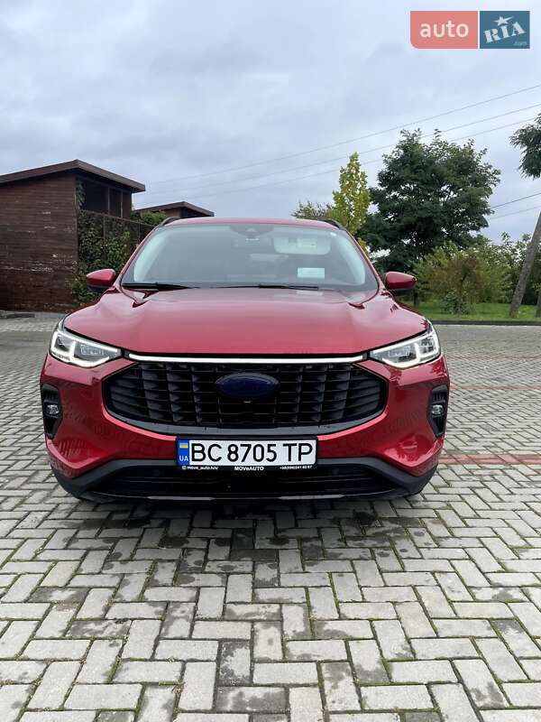 Позашляховик / Кросовер Ford Escape 2023 в Золочеві